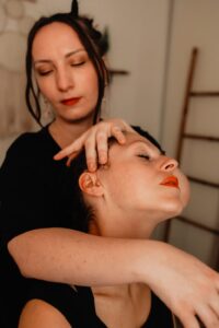Salon de massage sur mesure L’ODYSSÉE D’AUR’ÔRA à Mérignac